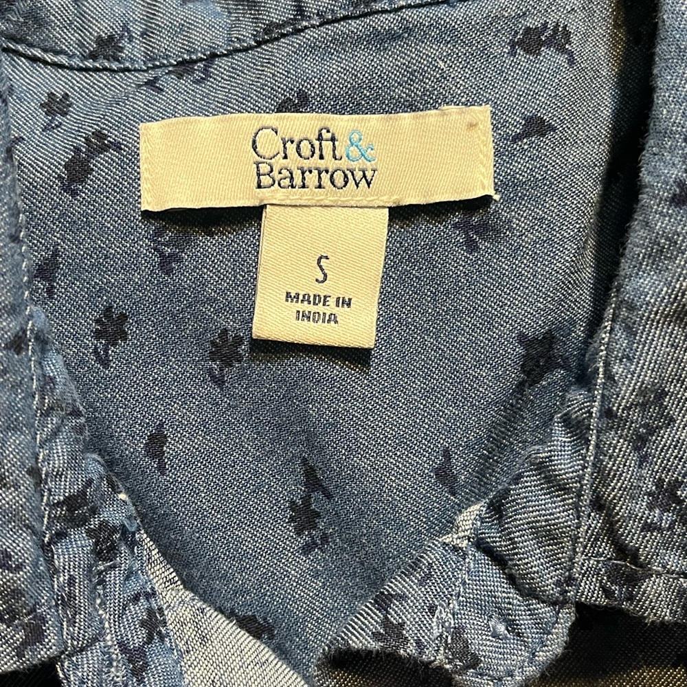 Croft & Barrow Button Up - Picture 4 of 4